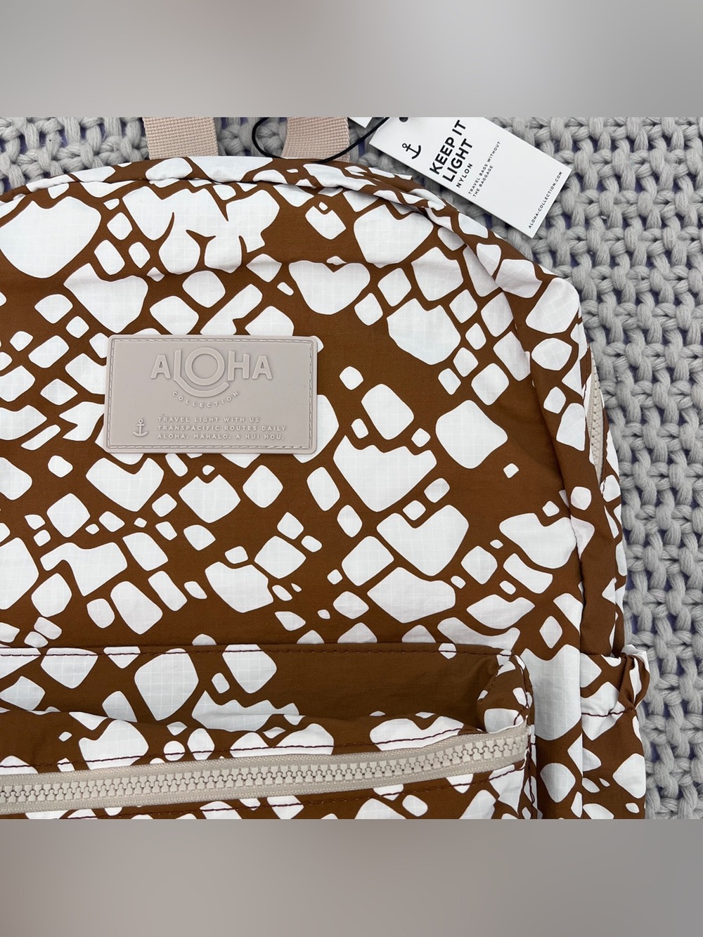Aloha Collection• KEEP IT LIGHT Backpack Textile Cone Shell Brown Sugar - Picture 2 of 9